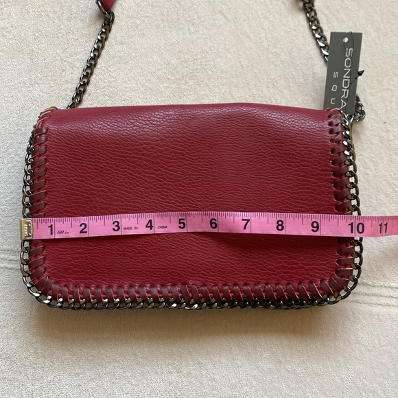 SONDRA ROBERTS SQUARED Flap Purse, Rusty Red, Adjustable Strap Inside Zip Pocket - Picture 8 of 13